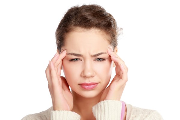 Tiêm gây tê tủy sống có thể gây ra những cơn đau đầu sau sinh