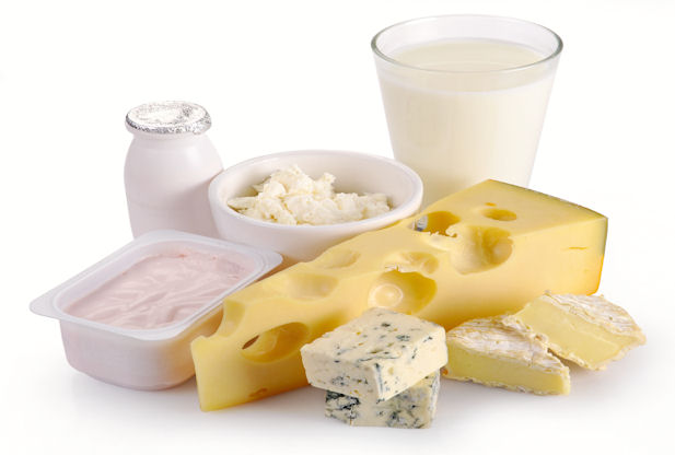 Các sản phẩm từ sữa: Ở một số trường hợp, các sản phẩm được làm sữa có thể gây kích ứng ở khớp và làm trầm trọng thêm tình trạng khớp.