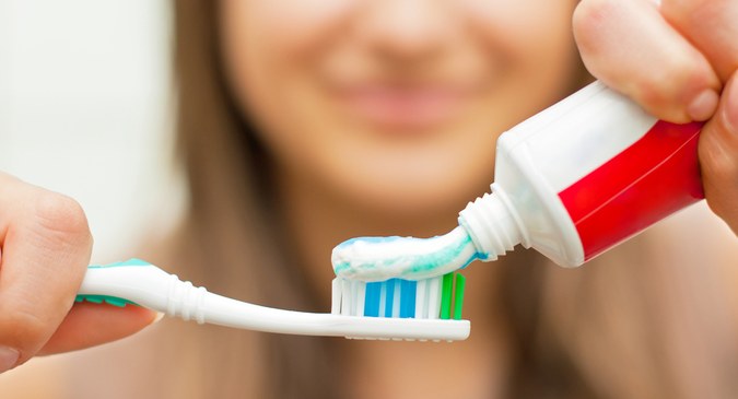 Thói quen chăm sóc răng miệng có thể khiến răng ố vàng - Ảnh 5