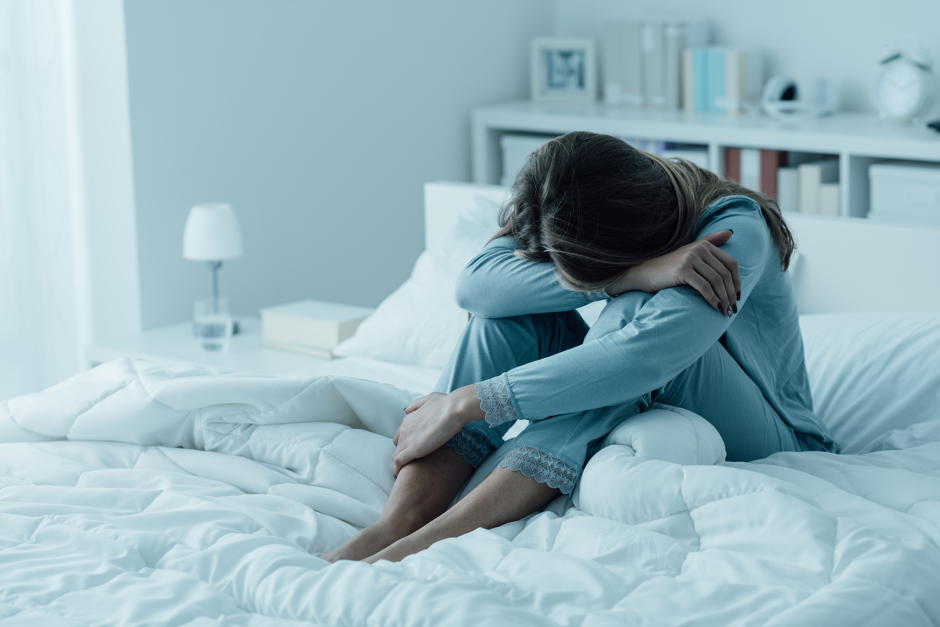 Ngủ quá nhiều có tác hại gì đối với sức khỏe? - Ảnh 6