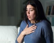 Hít thở sâu thấy tức ngực có phải dấu hiệu thiếu máu cơ tim?