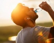 10 hệ lụy khi 'quên' uống nước trong ngày nắng nóng
