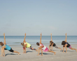 WHO: Yoga giúp duy trì sức khỏe khi về già