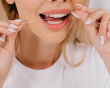 Những điều cần biết khi dùng chỉ nha khoa