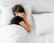 Rụng tóc có phải do tư thế ngủ?
