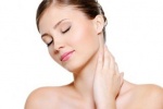 Phương pháp chăm sóc da vùng cổ và ngực hiệu quả