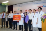 Bệnh viện Bạch Mai nhận 20 máy chạy thận nhân tạo