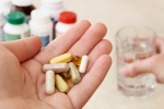 Dùng probiotics có ngừa được tiêu chảy do uống kháng sinh?