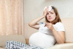 bà bầu bị sốt có ảnh hưởng đến thai nhi không?