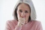 Bệnh viêm phổi: Trẻ không tha, già không thương