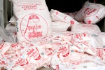 2,5 tấn mì chính giả từ Lào về Việt Nam