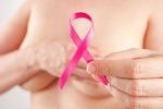8 dấu hiệu cảnh báo ung thư vú chị em buộc phải biết