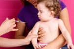 Vaccine ngoài chương trình Tiêm chủng mở rộng mẹ nên cho trẻ tiêm