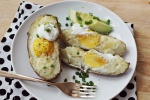 Khoai tây nướng trứng và phô mai thơm phức cực kích thích