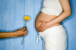 Mẹ bầu cần chuẩn bị gì để sẵn sàng sinh mổ?