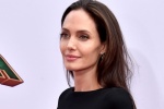 Angelina Jolie kiệt sức vì mắc căn bệnh lạ?