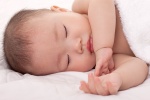 Dạy con ngủ xuyên đêm với phương pháp Ferber