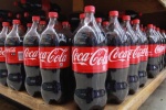 Nhiều nơi vẫn bán sản phẩm coca cola bị tạm dừng lưu thông