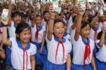 Niềm vui của hơn 1000 trẻ em nghèo An Giang được uống sữa miễn phí