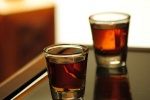 Uống rượu mỗi ngày có thể dẫn tới chứng rung nhĩ