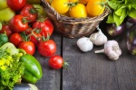 Lợi ích sức khỏe không ngờ từ 6 loại rau củ quả quen thuộc