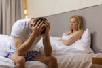 8 dấu hiệu cảnh báo nam giới bị thiểu năng sinh dục