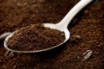 Đình chỉ cơ sở chế biến cà phê bằng đậu nành và hóa chất