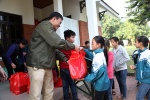 Chia sẻ Tết yêu thương với các em nhỏ làng trẻ SOS Việt Trì