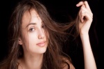 5 cách chăm sóc tóc sai lầm mà ai cũng tưởng đúng