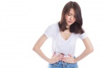 Làm sao để giảm đau bụng an toàn trong ngày 