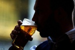 Uống 1 lít bia mỗi ngày làm tăng nguy cơ xơ vữa động mạch