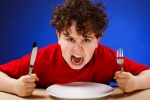 Cảm thấy cáu gắt khi đói: Phải làm gì để kiểm soát tâm trạng?