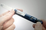 Sử dụng bút tiêm insulin như thế nào?
