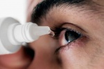 Cẩn trọng đau mắt đỏ bùng phát khi giao mùa