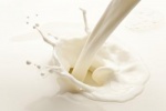 Uống sữa ít chất béo, ăn sữa chua có lợi cho sức khỏe tâm thần