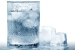 Ngày Hè nóng thế nào cũng đừng dại uống nhiều nước đá lạnh
