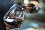 Rượu vang đỏ giúp phòng ngừa biến chứng tim mạch đái tháo đường 