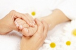 Massage chân cải thiện sức khỏe toàn thân