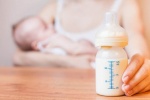 Hợp chất trong sữa mẹ có thể giúp chống lại bệnh ung thư