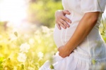 Bà bầu cần làm gì để giữ sức khỏe khi mang thai?