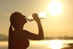 Video: Uống quá nhiều nước cũng nguy hại như thiếu nước!