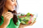 Trì hoãn bữa ăn có thể làm chậm đồng hồ sinh học của cơ thể