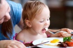 Ngăn thấp còi, nhẹ cân: Hãy cho trẻ ăn trứng mỗi ngày