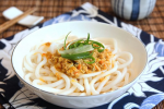 Món ăn sáng: Mì Udon trộn cua ngon bổ dưỡng theo kiểu Nhật