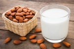 6 lý do vì sao bạn nên uống sữa hạnh nhân