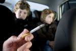 Hút thuốc lá thụ động làm tăng nguy cơ viêm khớp dạng thấp