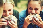 Khoa học chứng minh: Chỉ cần ngửi mùi thức ăn thôi cũng béo
