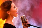 Lợi ích của ca hát cho sức khỏe thể chất và tinh thần