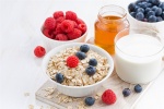 Infographic: 10 thực phẩm ăn vào buổi sáng để tiêu hóa tốt, miễn dịch khỏe