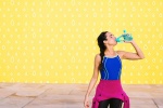 Nên uống gì để bổ sung nước, dinh dưỡng sau khi tập thể thao?